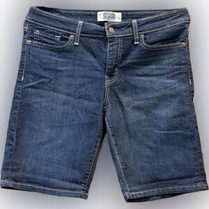 Levi’s Signature Denim Bermuda Shorts Size 8 Dark Wash Stretch Mid Rise Classic
